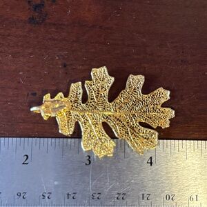 Real Oak Leaf Pendant Dipped in 24K Gold in Great condition